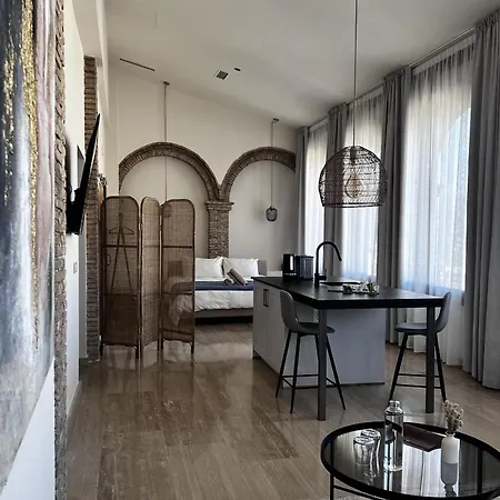 Elysium Luxury 2*