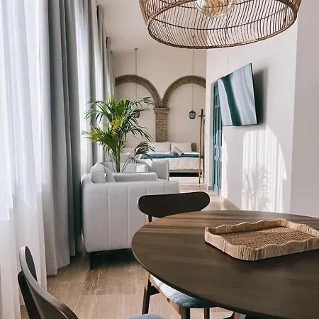Hotel Elysium Luxury Melegis